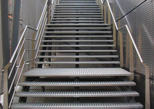 steel-stair steel-stair